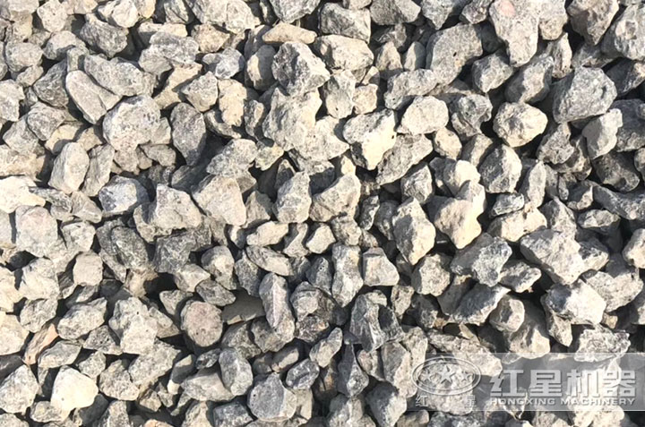 石灰石破碎機作業(yè)現場